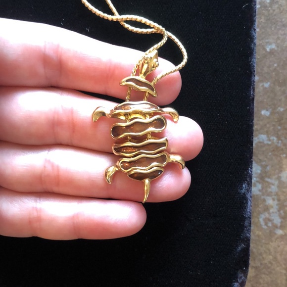 Kenneth jay lane amber turtle necklace - Picture 6 of 10